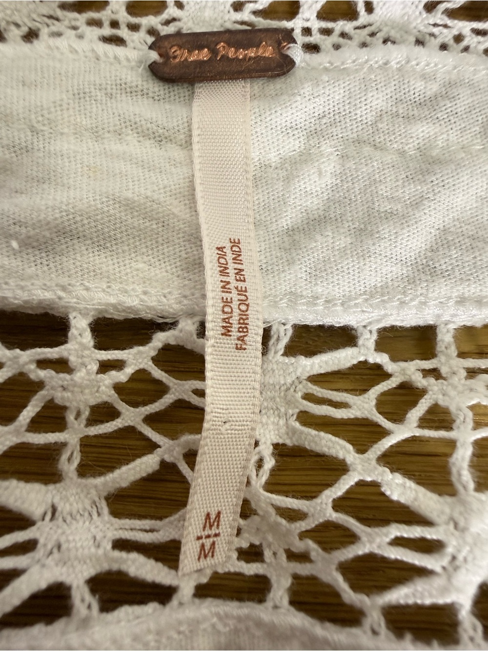 Free People Sweetdreams Boho long sleeve Top White Crochet Lace Tie-Front Size M - Picture 2 of 8